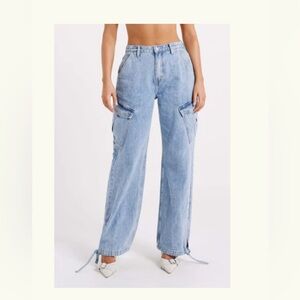 MESHKI Thelma Relaxed Denim Cargo Pants - Mid Blue
10